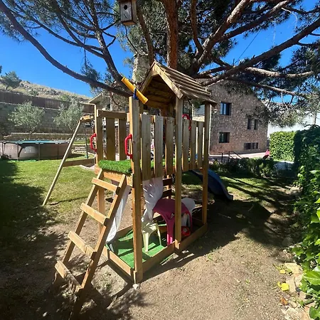 El Jardin De Piedras Nyaraló La Colilla